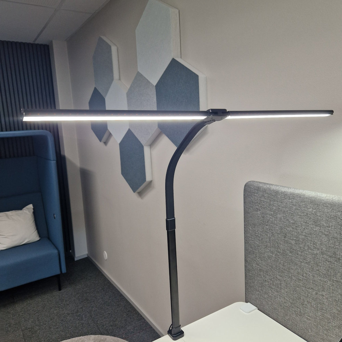Outlet - Duo Led - använd som demo