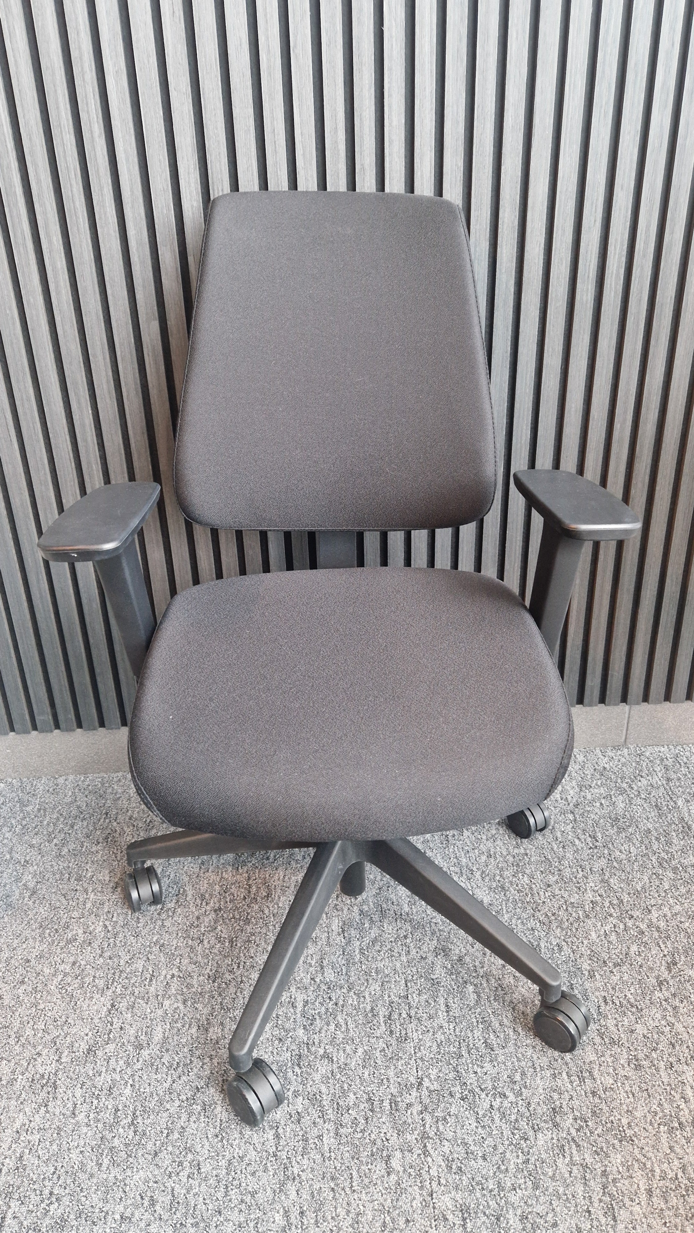 OUTLET - Arbetsstol - modell exemplar