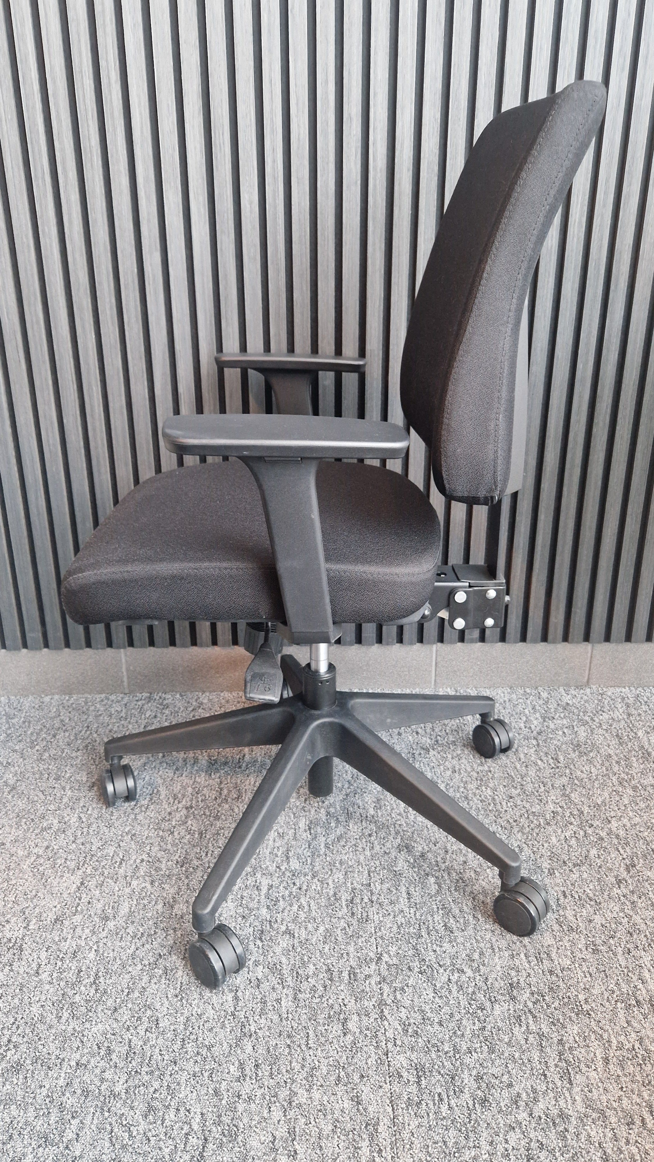 OUTLET - Arbetsstol - modell exemplar